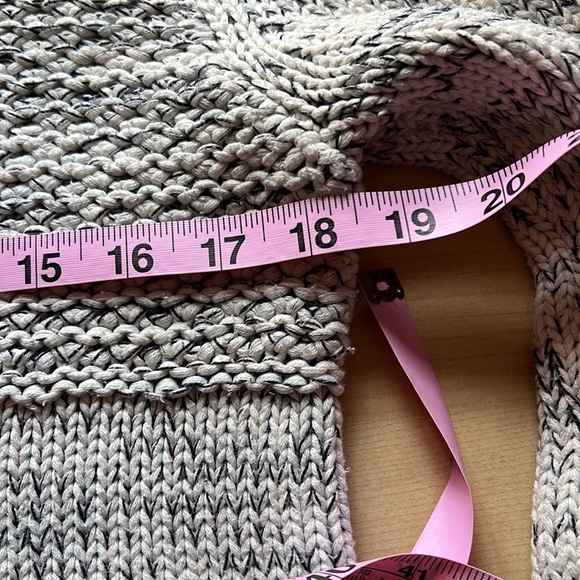 Women’s Banana Republic Cotton Sweater Size Medium - Picture 8 of 11